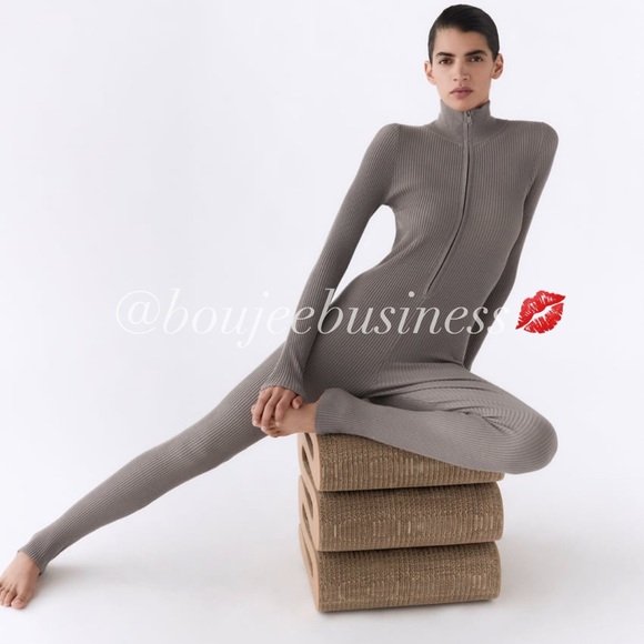 ZARA BNWT Knit Jumpsuit - Picture 4 of 10